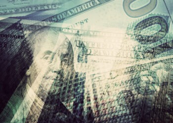 Dólar cierra con leve alza impulsado por la caída del cobre y tensiones comerciales