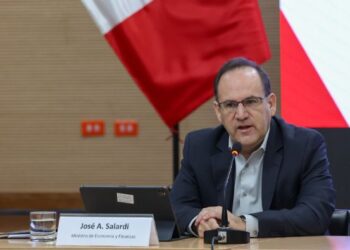 MEF lanza primer shock desregulatorio con más de 400 medidas