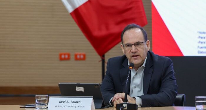 MEF lanza primer shock desregulatorio con más de 400 medidas