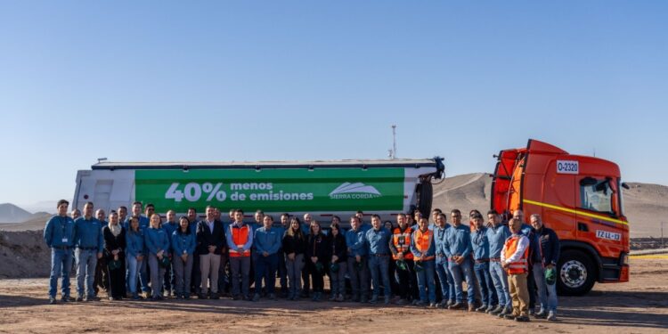 Sierra Gorda SCM reduce su huella de carbono con nueva flota de camiones a gas natural