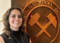 Carolina Vásquez: Primera Mujer en Asumir la Gerencia General de SONAMI
