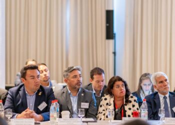 Lomas Bayas reafirma su compromiso con el desarrollo sostenible en Antofagasta