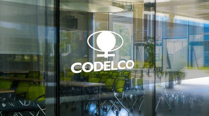 Fiscalía aprueba asociación Codelco-SQM para explotación de litio