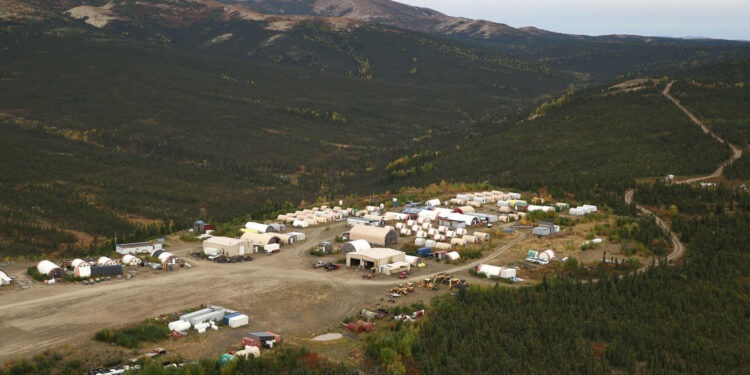 Barrick vende participación en Donlin Gold por hasta US$1.100 millones