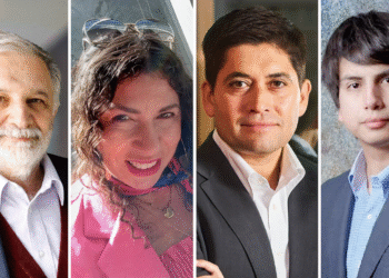 Eduardo Bitrán, Codelco; Pamela Goicovich, Cámara Internacional del Litio; Hermann González, Clapes UC; y Patricio Faúndez, GEM Mining Consulting. Créditos: Flickr y LinkedIn