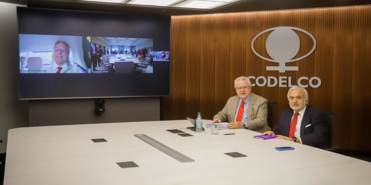 Codelco y Rio Tinto desarrollarán litio en Maricunga