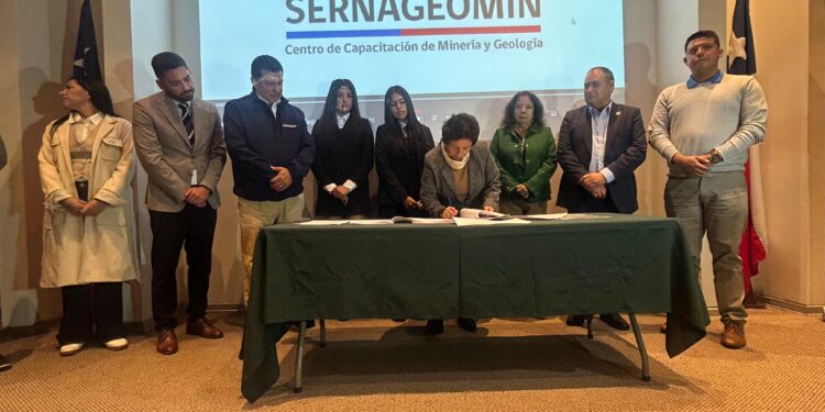 2.000 becas en seguridad minera para jóvenes en Antofagasta