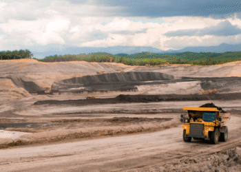 Teck realiza mantenimiento en CdA y puerto de QB en Chile