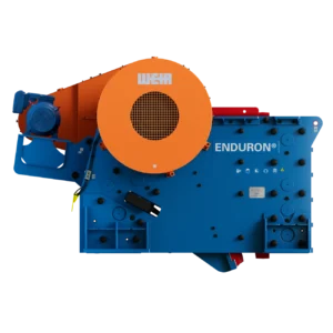 El nuevo triturador de ENDURON® de Weir incorpora un sistema de regulación de ajuste actualizado y una Unidad de Potencia Hidráulica (HPU). Foto: Weir
