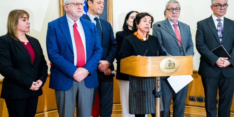 Gobierno de Chile celebra la no imposición de aranceles a exportaciones de cátodos de cobre a EE.UU.