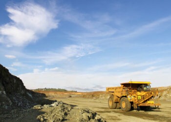 South32 mejora producción de zinc y níquel en Q4 2025