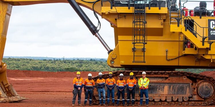 Newmont lanza oferta de recompra de bonos por hasta US$2.000 millones
