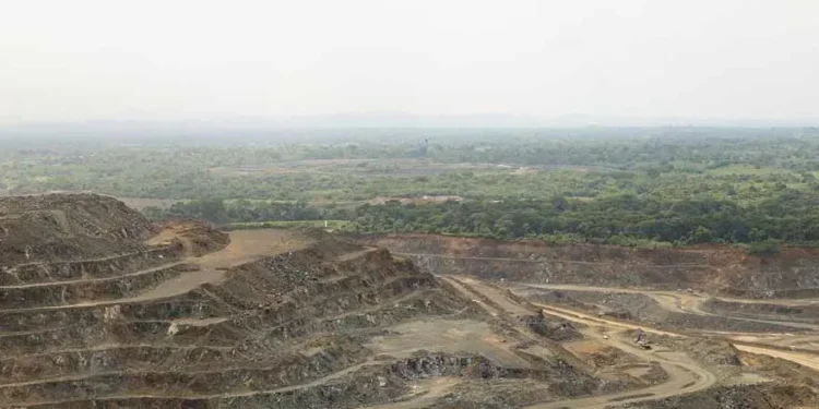South32 acuerda venta de Cerro Matoso a CoreX
