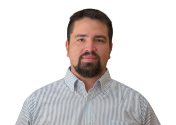 Álvaro Riquelme, académico Ingeniería UAI. Foto: UAI