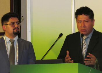 De izquierda a derecha: Felipe Pulgar y Harold Muñoz (Andritz). Foto: InfoMINERÍA