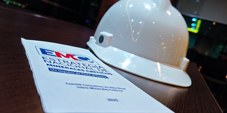 Minería cierra ciclo clave para definir estrategia de minerales críticos