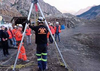 ENAMI lanza 20 cursos gratuitos para pequeños mineros en 2025, enfocados en seguridad, productividad y desarrollo sostenible en la minería.