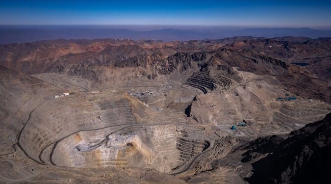 Anglo American y Codelco sellan acuerdo histórico para el Plan Minero Conjunto en Andina-Los Bronces