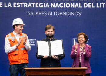 Enami y Gobierno firman primer CEOL de la Estrategia Nacional del Litio