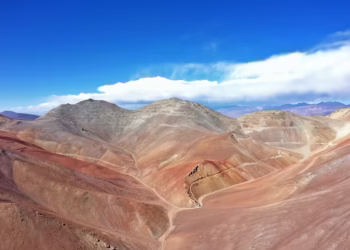 Rio2 avanza en expansión de Fenix Gold con agua desalinizada en Atacama