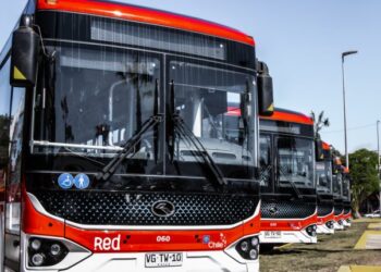 Chile lidera Sudamérica con transporte público 100% eléctrico