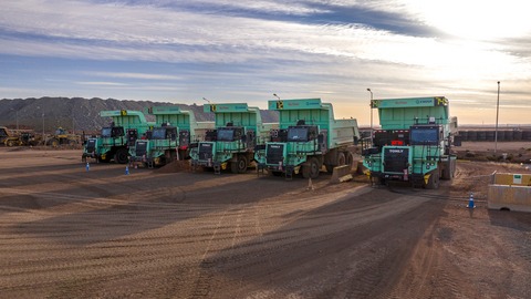 Rio Tinto y SPIC prueban flota de Camiones Eléctricos de Intercambio de Baterías en Oyu Tolgoi