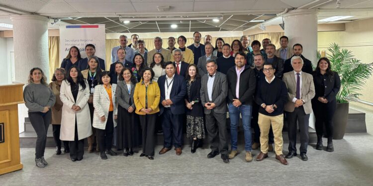 Más de 150 personas participan en talleres regionales para construir la Estrategia Nacional de Minerales Críticos