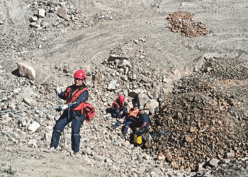 ENAMI impulsa formación en rescate minero y primeros auxilios para fortalecer la seguridad en la pequeña minería