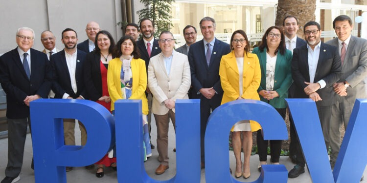 PUCV y SQM alianza por la innovación científica