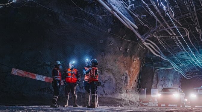 Codelco acuerdo Western Australia School of Mines