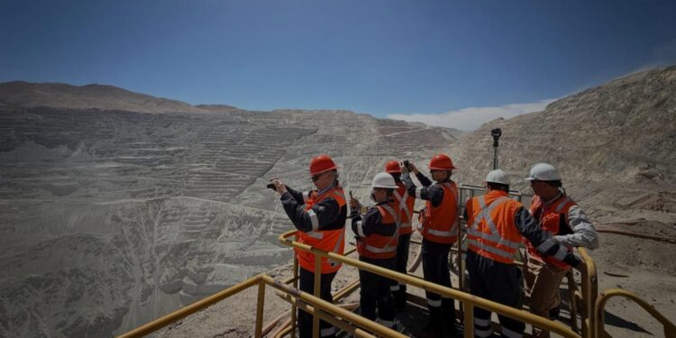 Alianza Codelco y Wismut por una minería sostenible