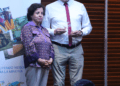 Ministra de Minería, Aurora Williams y gerente SSO y Medio Ambiente de Mas Errázuriz, Roberto Lara Acuña. Foto: cedida