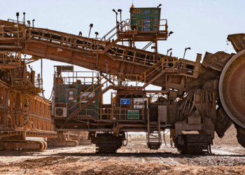 Antofagasta Minerals reduce sus costos en un 27% y potencia la producción de oro y molibdeno
