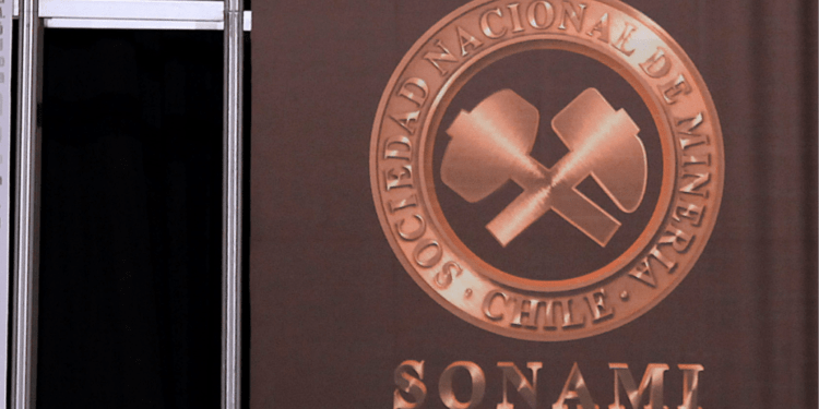 Sonami presenta hoja de ruta minera a José Antonio Kast: Foco en certeza jurídica y agilización del SEIA