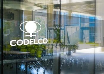 Codelco y Quiborax crean Joint Venture para extraer litio y boro en el Salar de Surire
