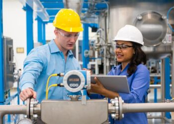 El nuevo manual estratégico que redefine el éxito de los fabricantes de maquinaria a nivel global
