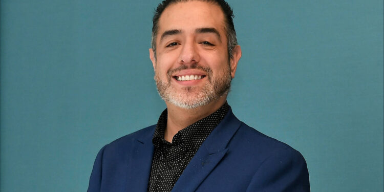 José Hernández, Service Marketing & Sales Manager de ABB Electrificación Chile. Créditos: cedida