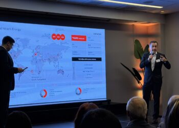 alt: "Cochilco presenta sus proyecciones del cobre 2026-2027 en el Club de la Minería de APRIMIN"