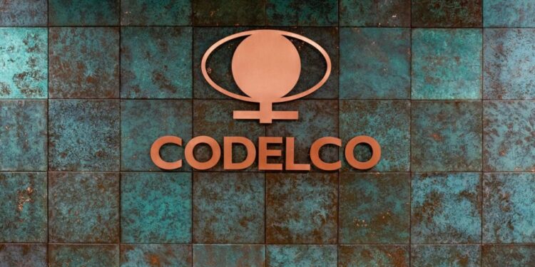 alt: "Codelco expone su plan de seguridad en El Teniente ante la Comisión de Minería de la Cámara"