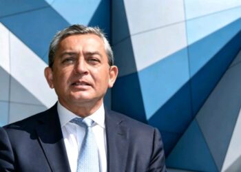 alt: "columna de Patricio Cartagena sobre la Ley Marco para la pequeña y mediana minería"