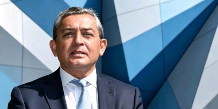 alt: "columna de Patricio Cartagena sobre la Ley Marco para la pequeña y mediana minería"