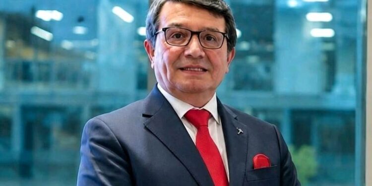 Imagen principal (Autor): Retrato del Dr. Manuel Viera Flores, Presidente de la Cámara Minera de Chile.