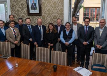 alt: "reubicación de trabajadores tras la suspensión de Andes Norte en la División El Teniente de Codelco"