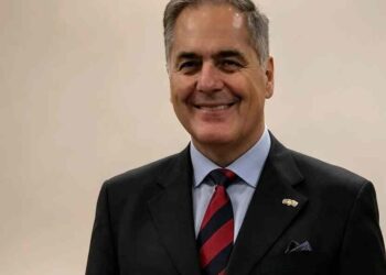 alt: "columna sobre los accidentes fatales en la minería chilena y los sistemas de gestión"