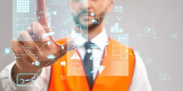 alt: "infraestructura para el procesamiento de datos en faena minera"