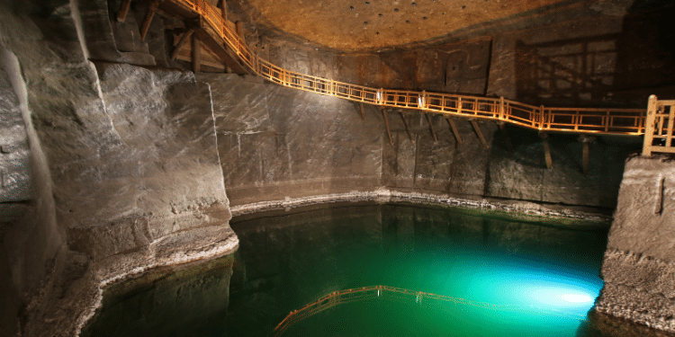 alt: "consumo de agua en la minería del cobre en Chile al 2025, según Cochilco"